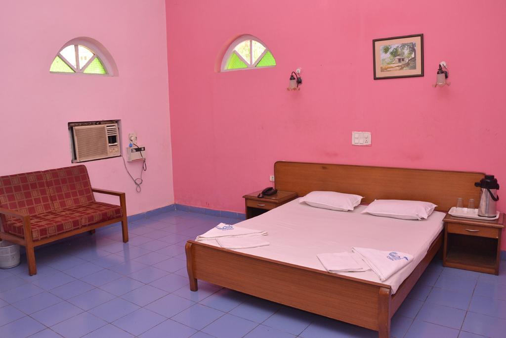 Mayem Lakeview Hotell Goa Rum bild